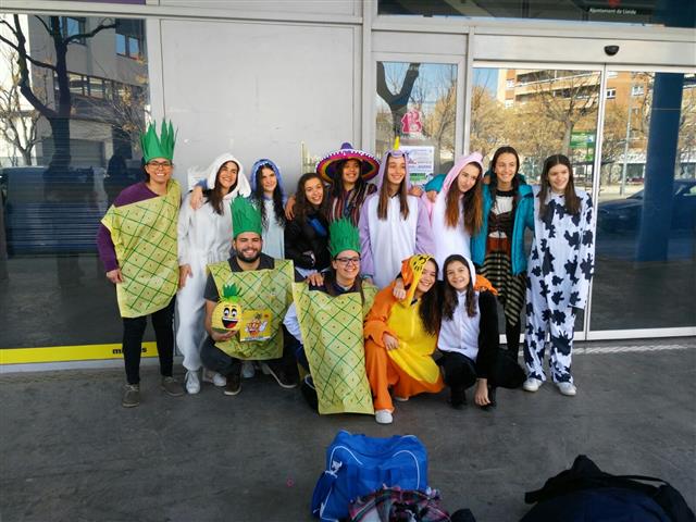 L'IAF celebra Carnestoltes amb victòria
