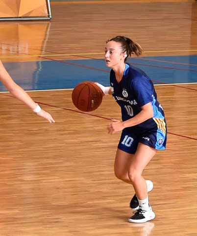 Nairín De La Torre continuarà de salmó