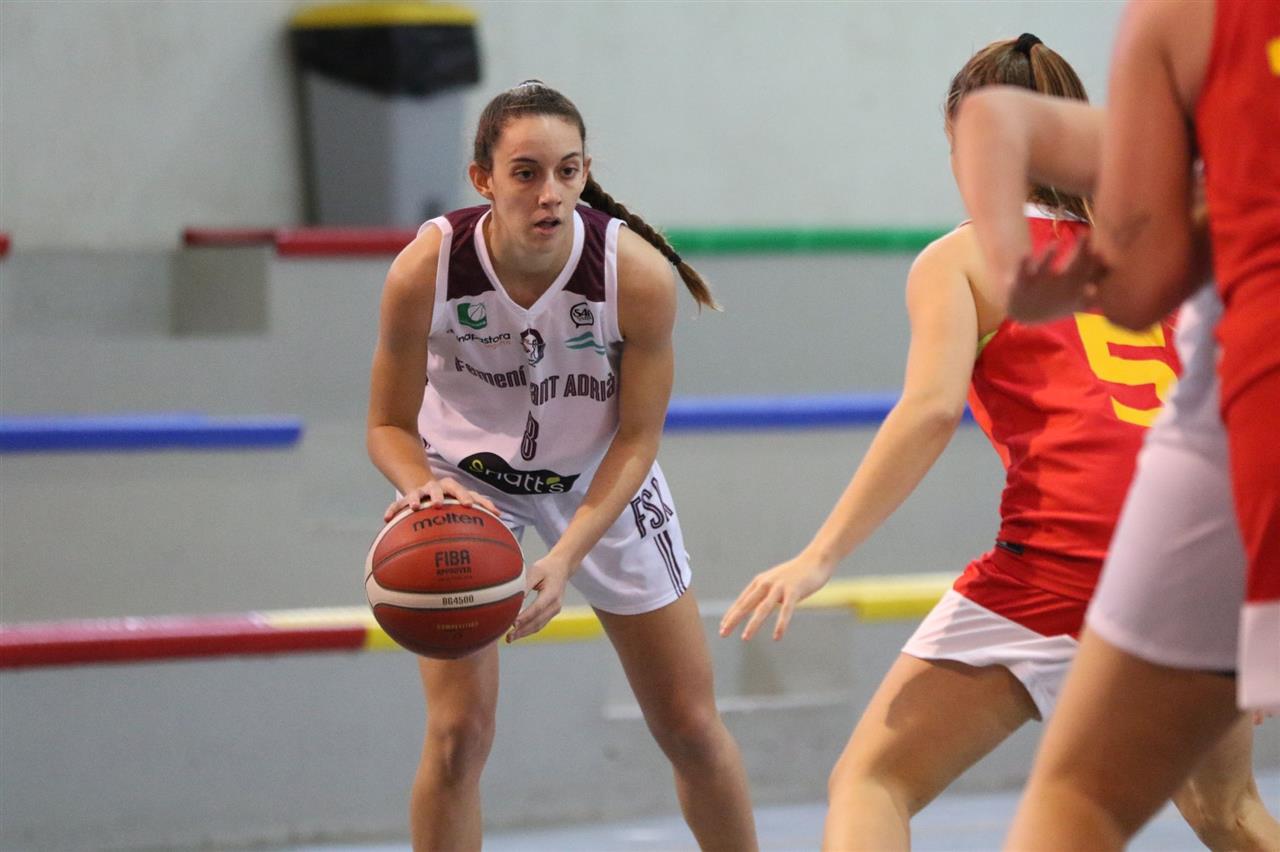 Marina Vallés, fitxatge de primera